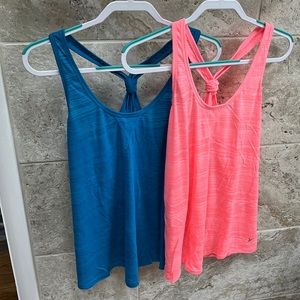 Old navy semi fitted active wear Size L